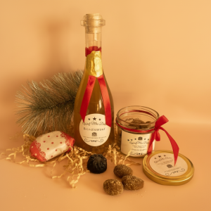 New Year Woof Toast 2025 – Grapes + Alcohol-Free Dog Champagne